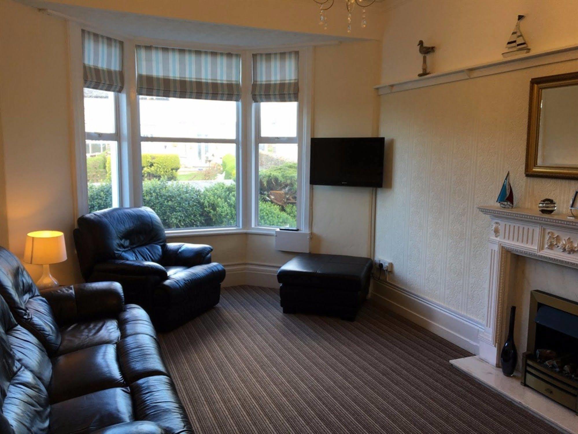 The Wylfa Hotel อาเบอร์ซอค ภายนอก รูปภาพ
