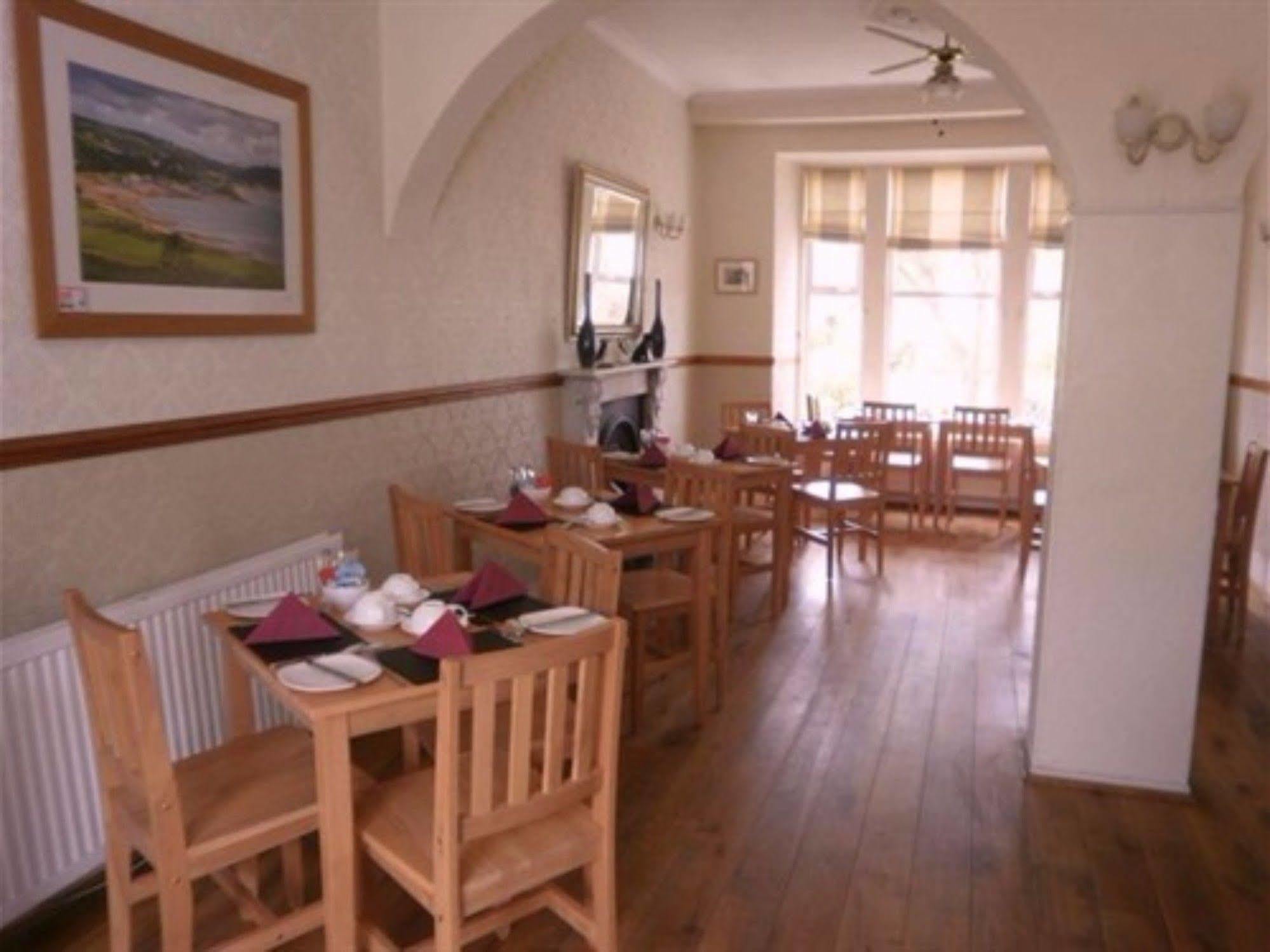 The Wylfa Hotel อาเบอร์ซอค ภายนอก รูปภาพ